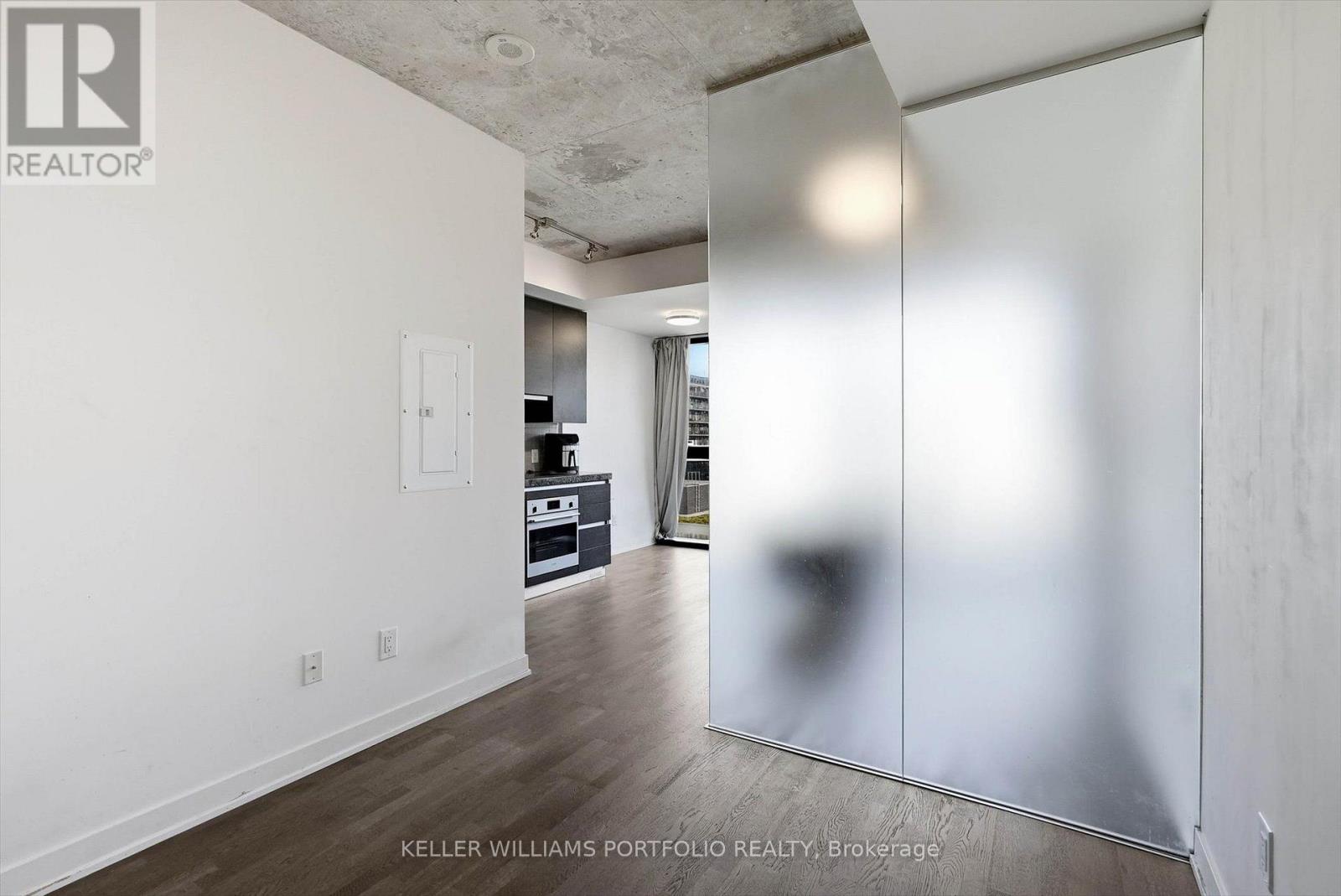 1319 - 629 King Street W, Toronto, Ontario  M5V 0G9 - Photo 18 - C13773444