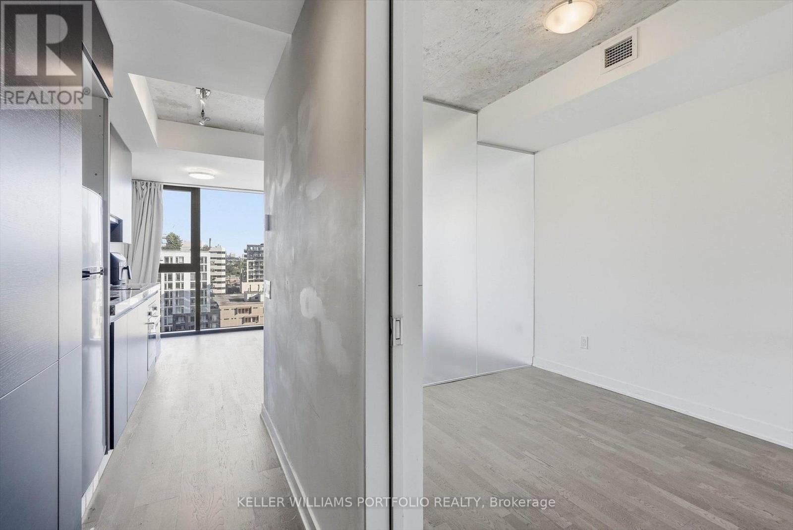 1319 - 629 King Street W, Toronto, Ontario  M5V 0G9 - Photo 5 - C13773444