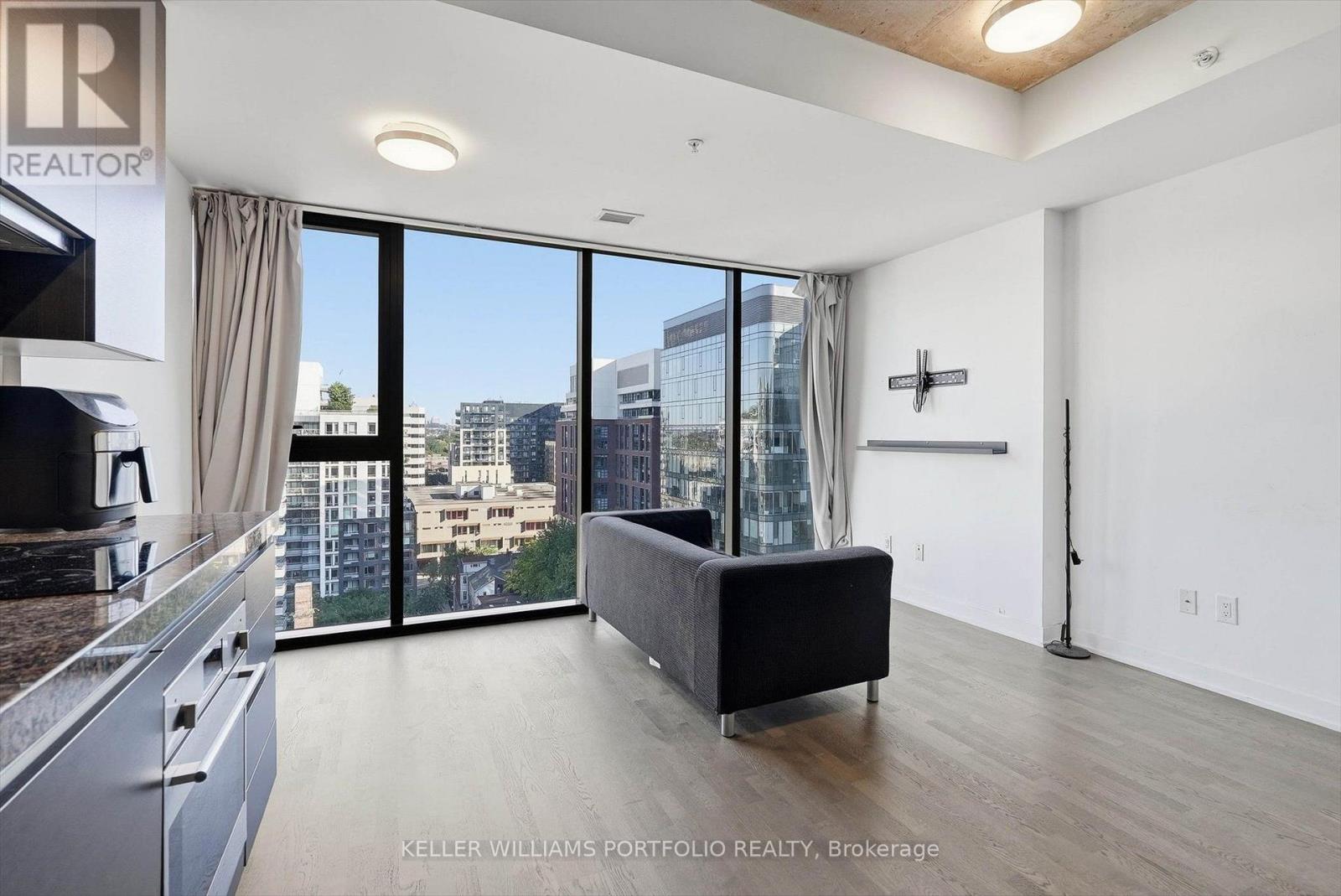 1319 - 629 King Street W, Toronto, Ontario  M5V 0G9 - Photo 6 - C13773444