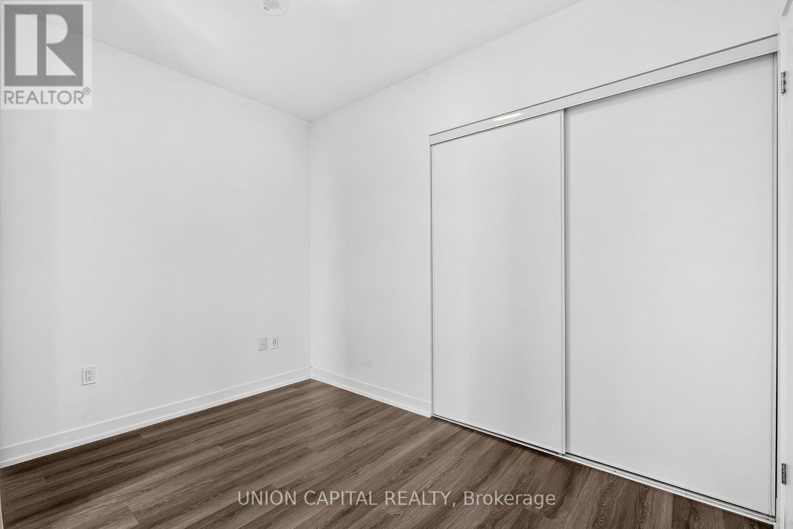 909 - 138 Downes Street, Toronto, Ontario  M5E 0E4 - Photo 11 - C13773506