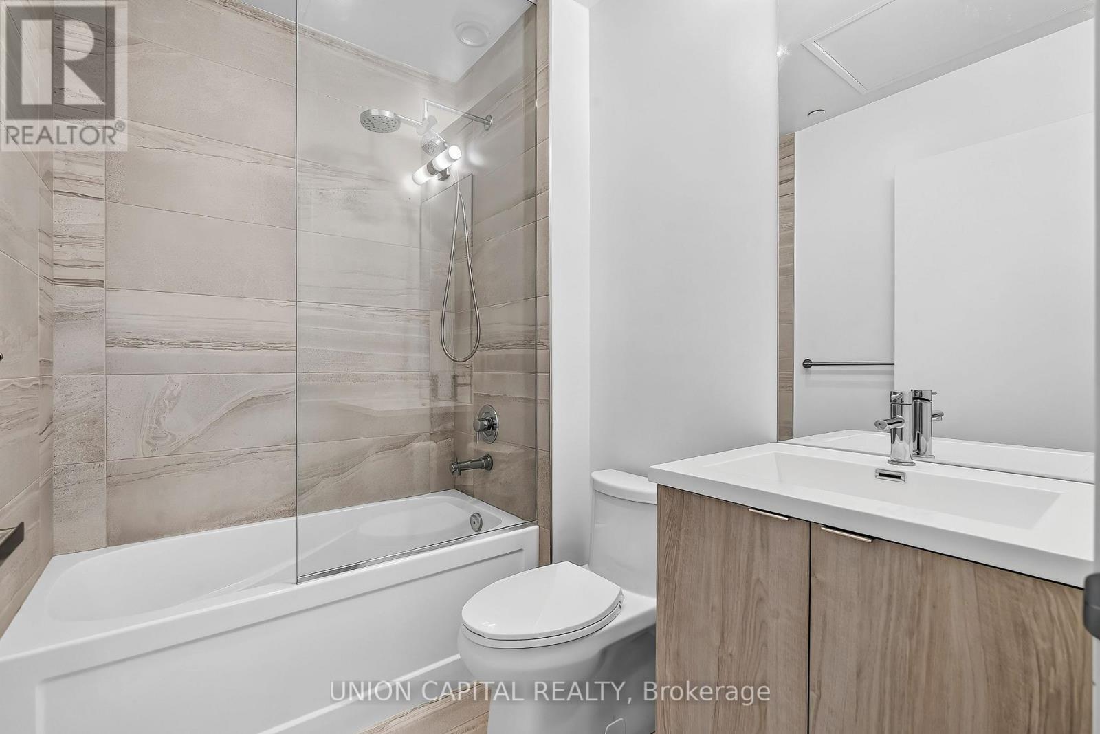 909 - 138 Downes Street, Toronto, Ontario  M5E 0E4 - Photo 16 - C13773506