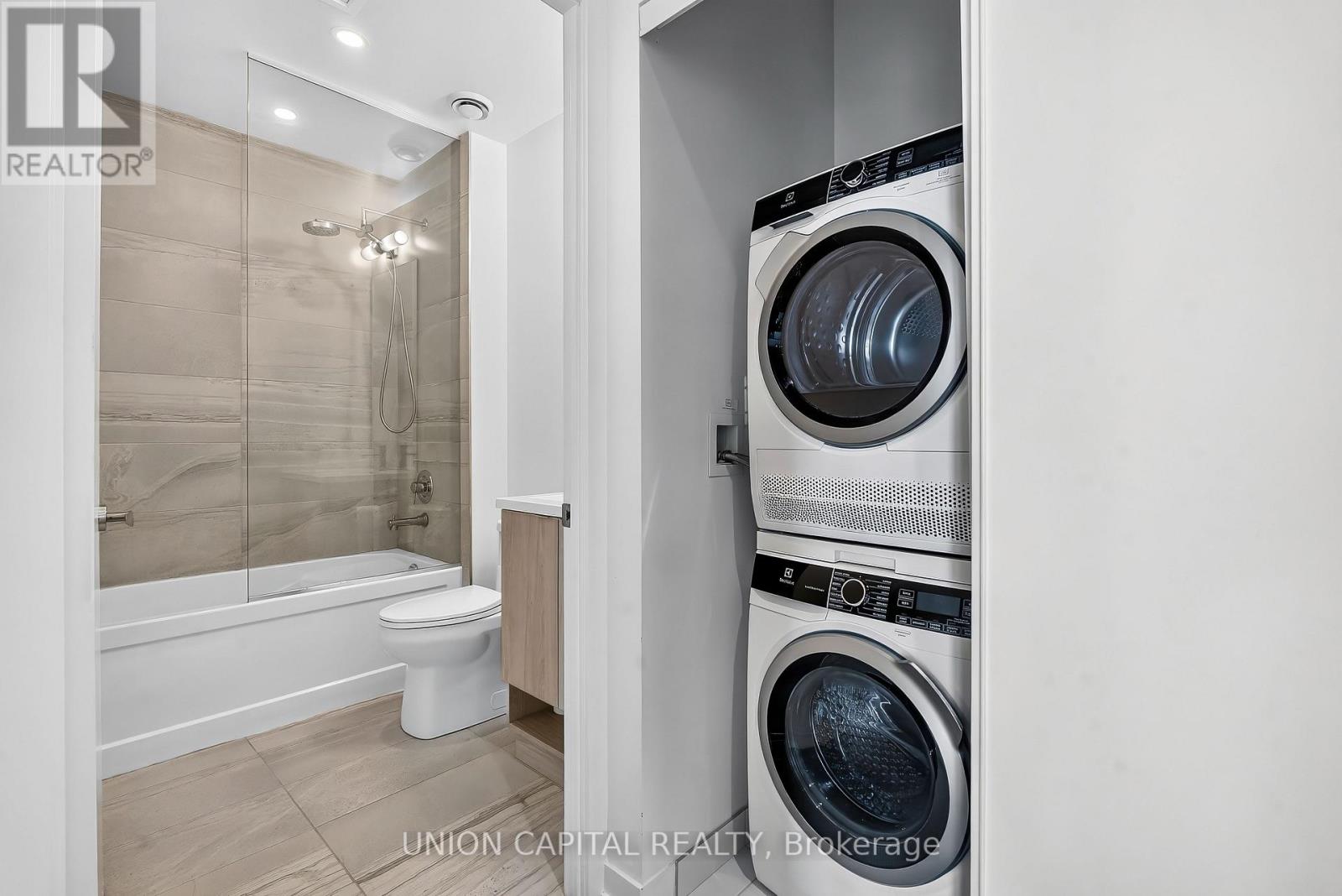 909 - 138 Downes Street, Toronto, Ontario  M5E 0E4 - Photo 17 - C13773506