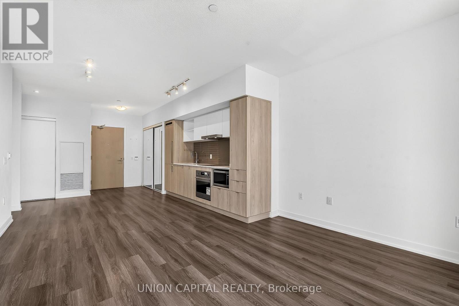 909 - 138 Downes Street, Toronto, Ontario  M5E 0E4 - Photo 8 - C13773506