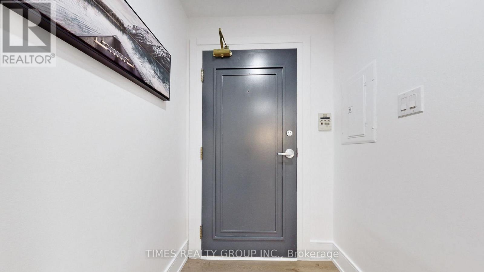 504 - 80 Cumberland Street, Toronto (Annex), Ontario  M5R 3V1 - Photo 10 - C13773536