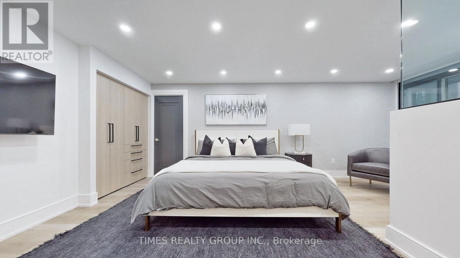 504 - 80 Cumberland Street, Toronto (Annex), Ontario  M5R 3V1 - Photo 18 - C13773536