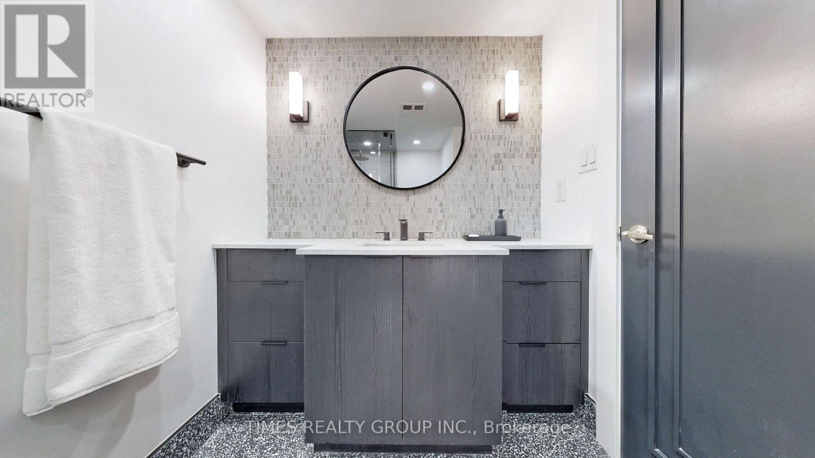 504 - 80 Cumberland Street, Toronto (Annex), Ontario  M5R 3V1 - Photo 21 - C13773536