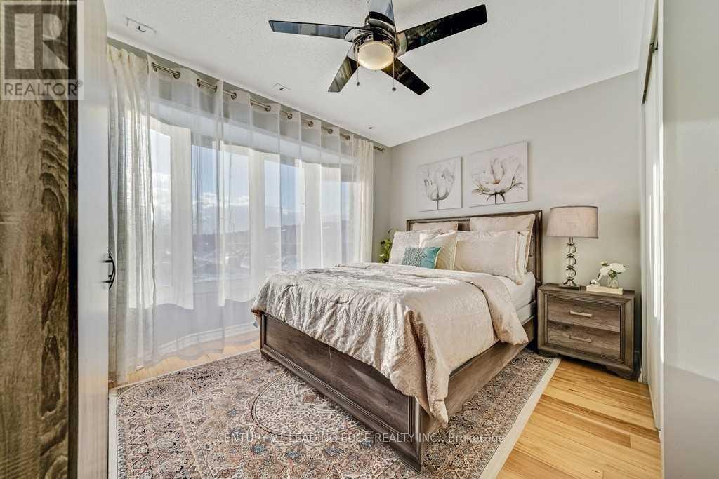 25 Mondeo Drive, Toronto, Ontario  M1P 5B6 - Photo 18 - E13773474