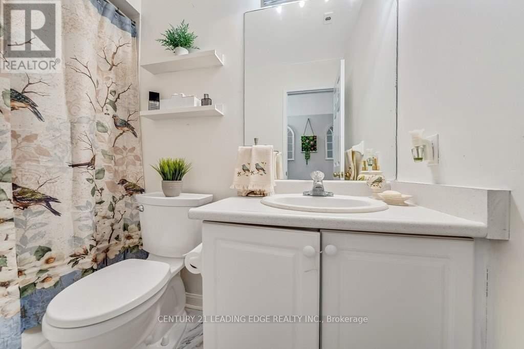 25 Mondeo Drive, Toronto, Ontario  M1P 5B6 - Photo 20 - E13773474