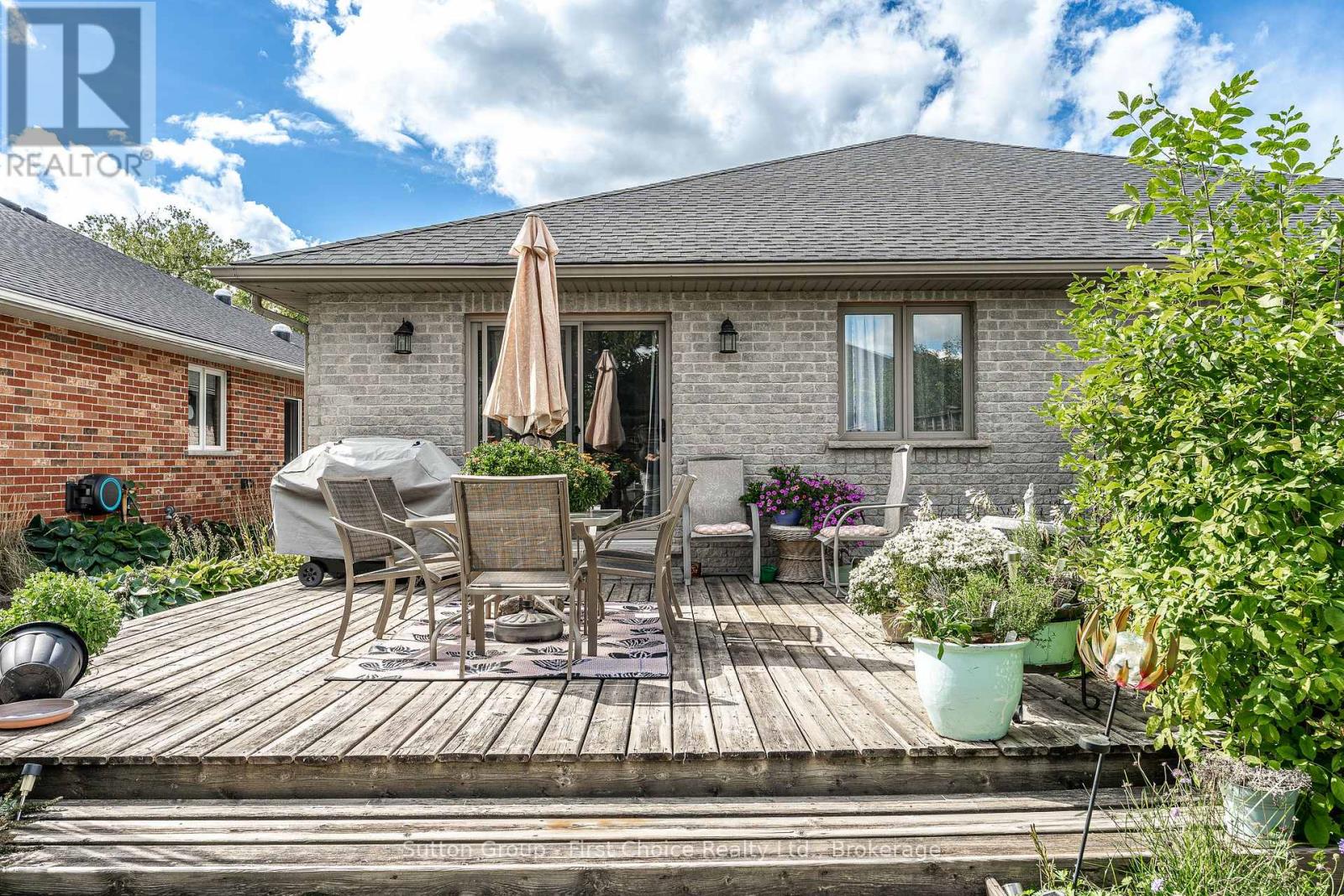 25 Trinity Street, Stratford, Ontario  N5A 4P5 - Photo 43 - X13773374