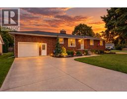 681 CENTENNIAL STREET, Plympton-Wyoming, Ontario