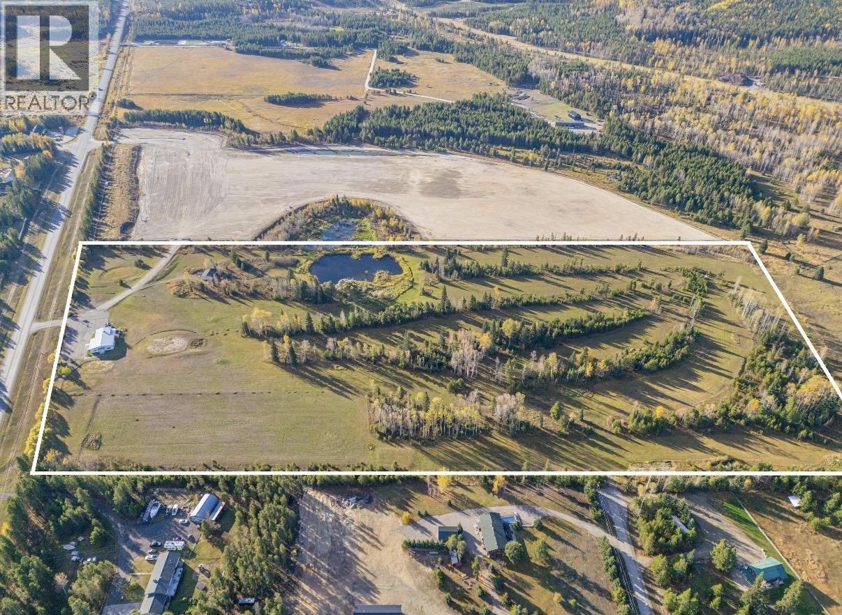 1655 S Highway 5, Valemount, British Columbia  V0E 2Z0 - Photo 2 - C8079497