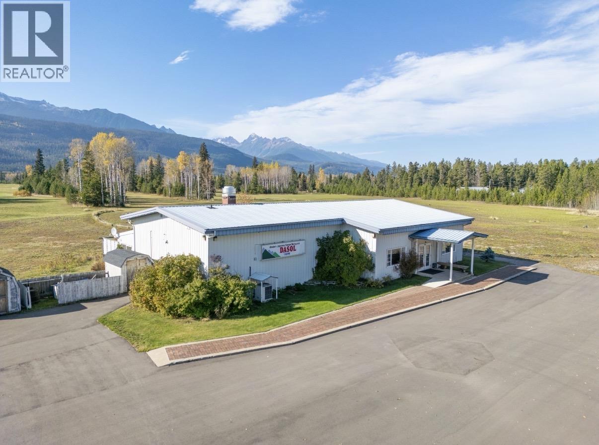 1655 S Highway 5, Valemount, British Columbia  V0E 2Z0 - Photo 7 - C8079497