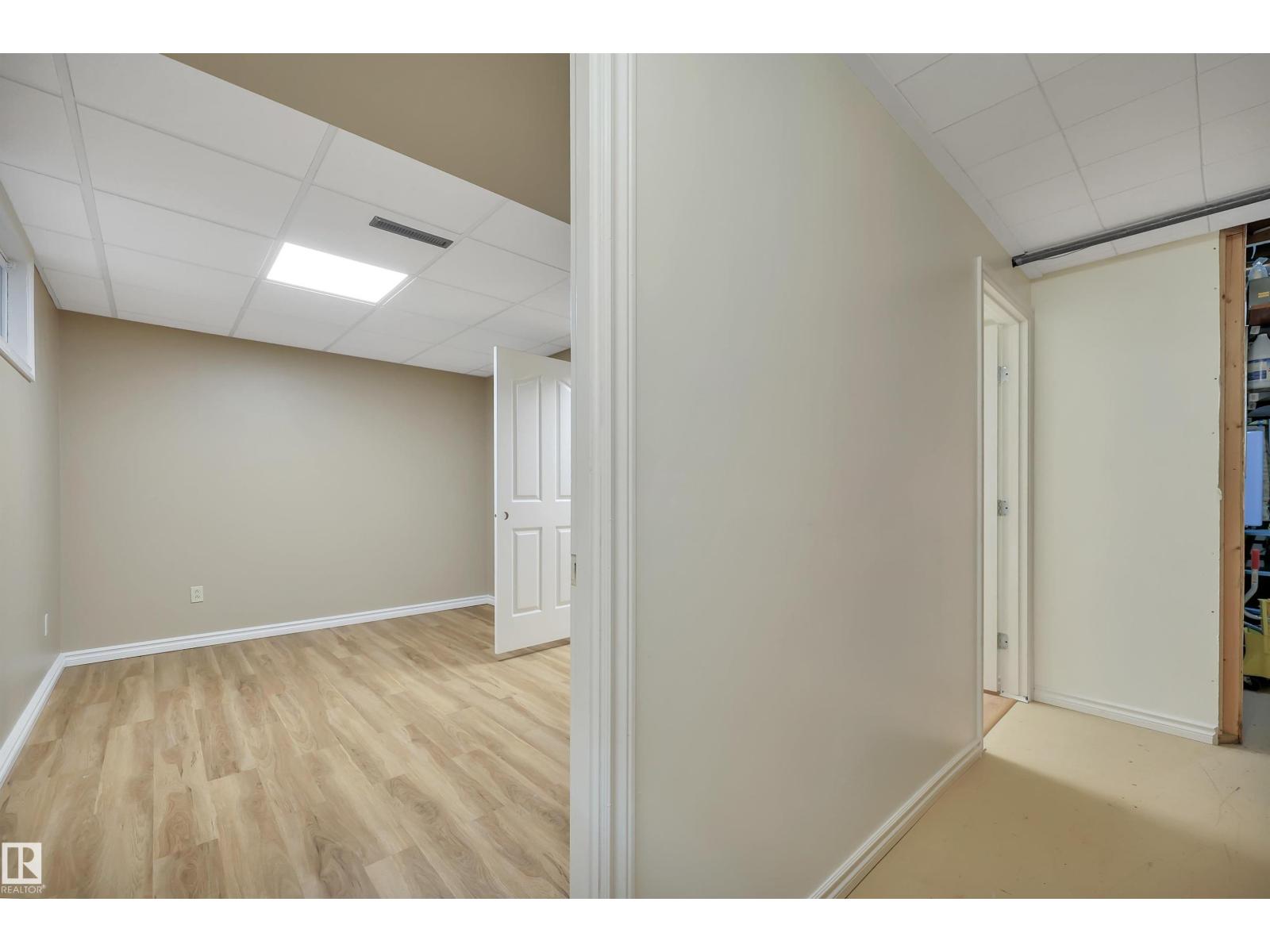 Unknown Address, ,    - Photo 29 - E4508043