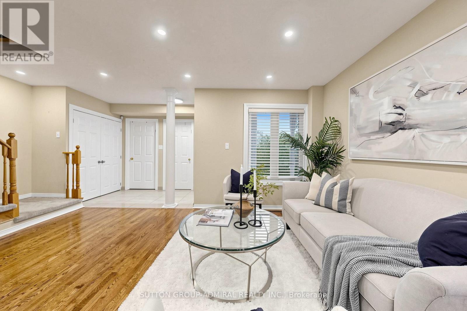 63 Katerina Avenue, Vaughan, Ontario  L4J 8H5 - Photo 5 - N13773456