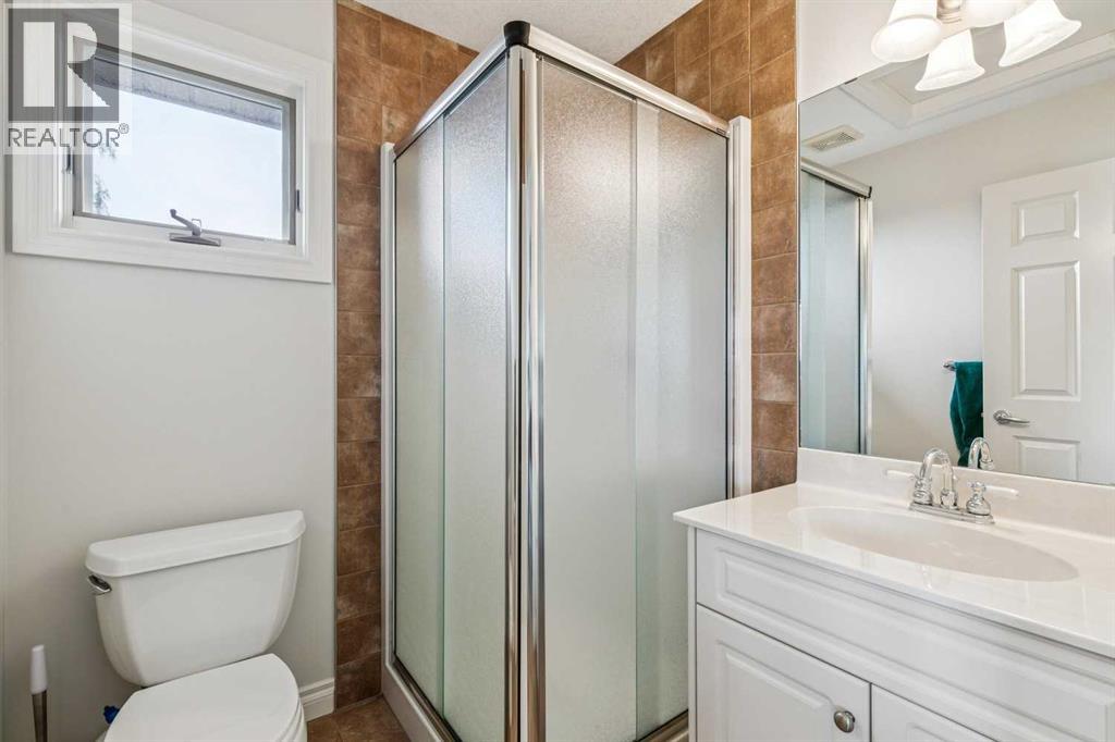44 Evergreen Lane Sw, Calgary, Alberta  T2Y 3T9 - Photo 28 - A2339694