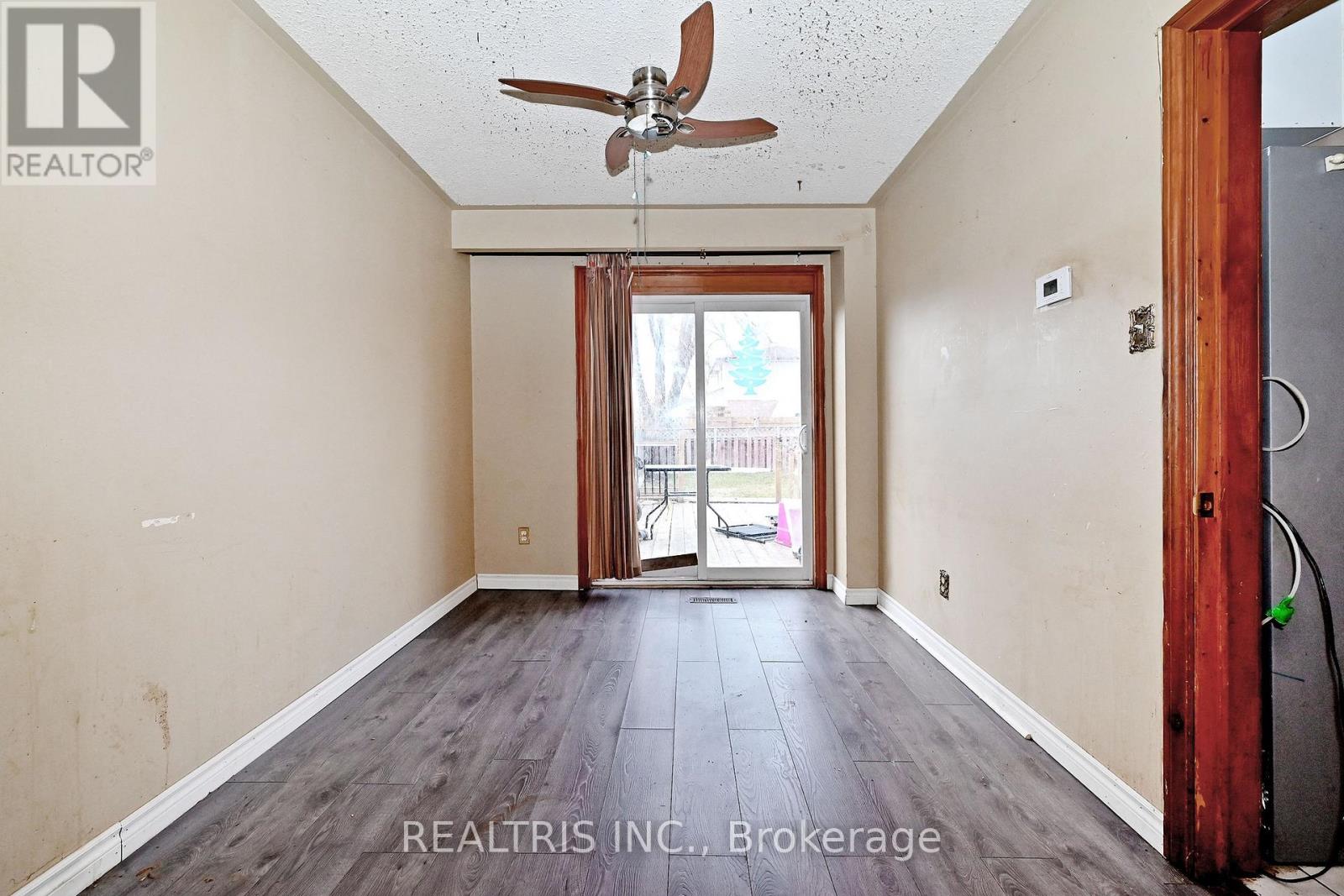 116 Sutherland Avenue, Brampton, Ontario  L6V 2H7 - Photo 9 - W13773324