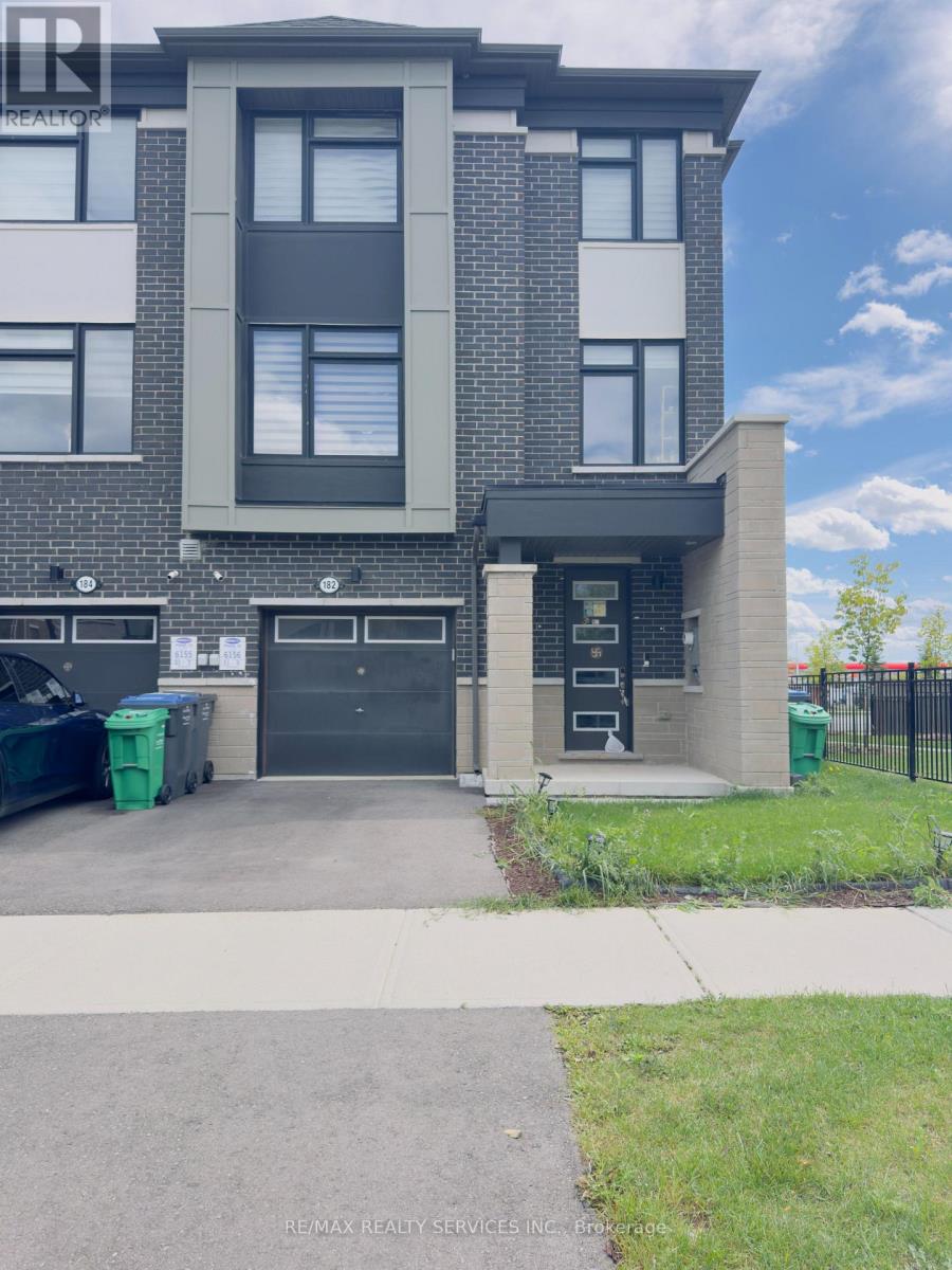 182 KEPPEL CIRCLE