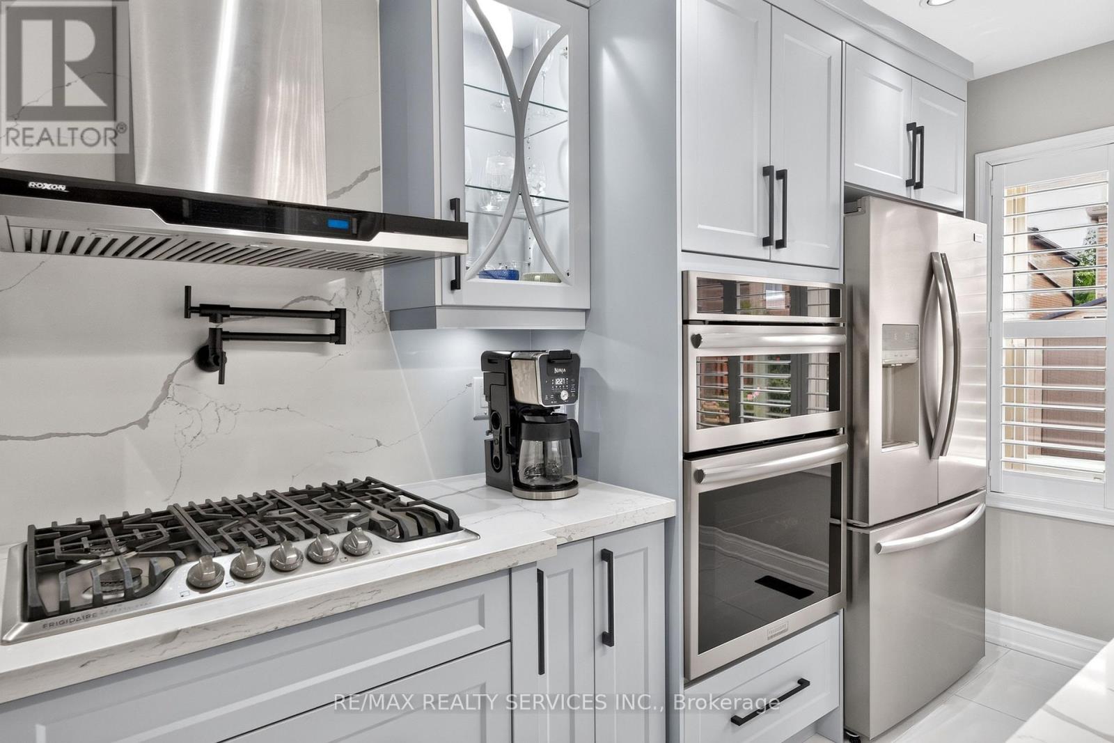 47 Twisted Oak Street, Brampton, Ontario  L6R 1S9 - Photo 19 - W13773554