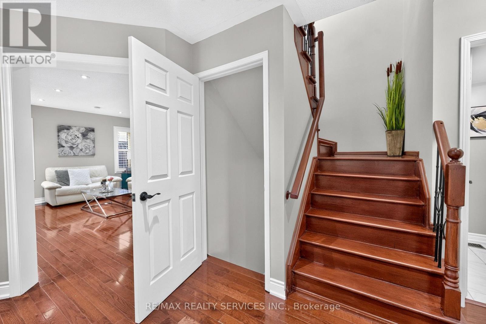 47 Twisted Oak Street, Brampton, Ontario  L6R 1S9 - Photo 21 - W13773554