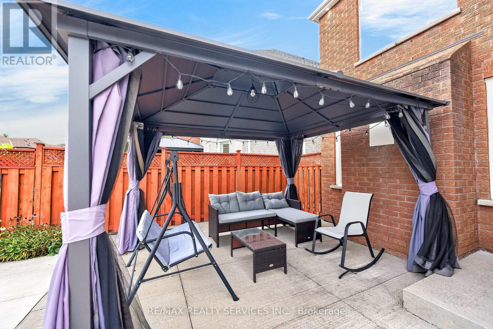 47 Twisted Oak Street, Brampton, Ontario  L6R 1S9 - Photo 44 - W13773554