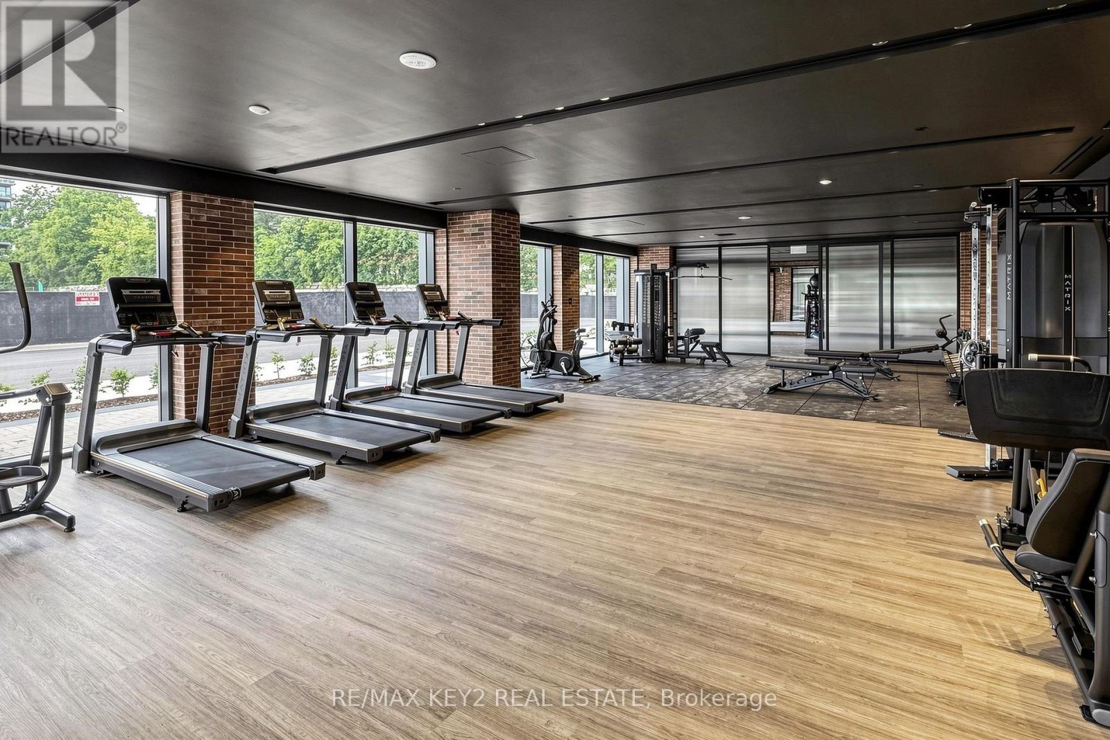 2012 - 4010 EGLINTON AVENUE W