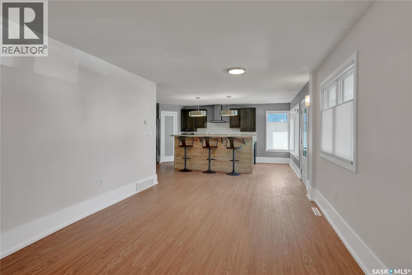 877 Elgin Avenue, Moose Jaw, Saskatchewan  S6H 4G6 - Photo 10 - SK047794