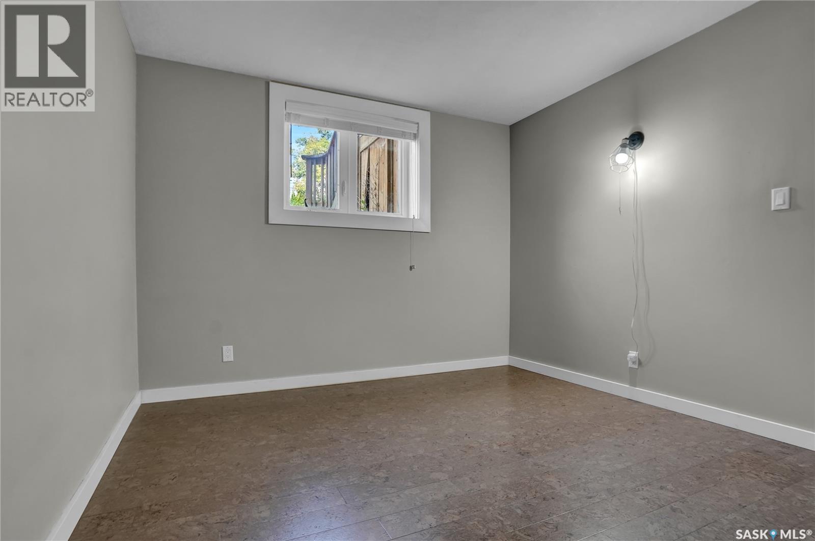 877 Elgin Avenue, Moose Jaw, Saskatchewan  S6H 4G6 - Photo 42 - SK047794