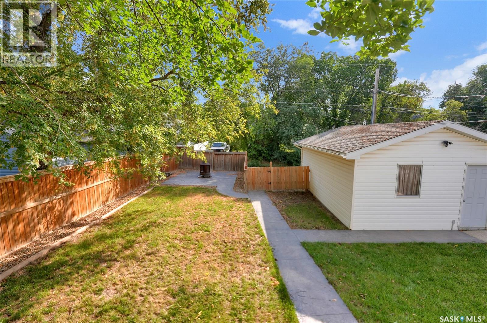 877 Elgin Avenue, Moose Jaw, Saskatchewan  S6H 4G6 - Photo 52 - SK047794