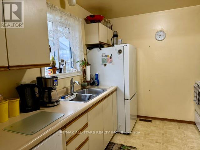 16 Dunn Street, Kawartha Lakes (Bobcaygeon), Ontario  K0M 1A0 - Photo 11 - X13128542