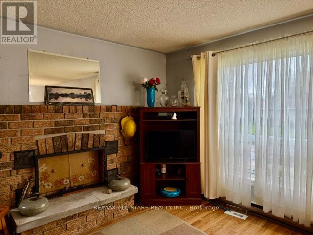 16 Dunn Street, Kawartha Lakes (Bobcaygeon), Ontario  K0M 1A0 - Photo 8 - X13128542