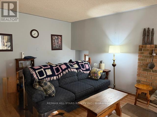16 Dunn Street, Kawartha Lakes (Bobcaygeon), Ontario  K0M 1A0 - Photo 7 - X13128542