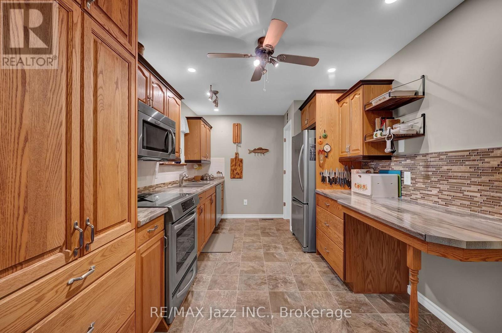 480 Murray Street, Quinte West (Murray Ward), Ontario K8V 5P4 - Photo 11 - X13773532