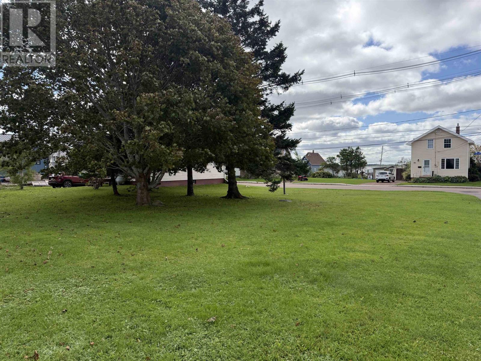 431 North Market Street, Summerside, Prince Edward Island  C1N 1L9 - Photo 3 - 202623077