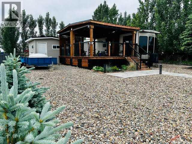 8 Travers Ridge Way, Rural Vulcan County, Alberta  T0L 2B0 - Photo 1 - A2301011