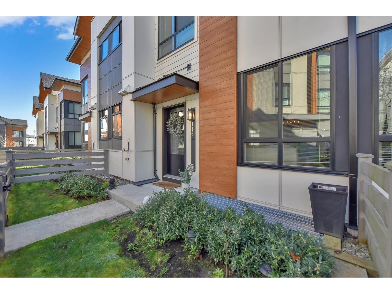116 15111 EDMUND DRIVE, surrey, British Columbia