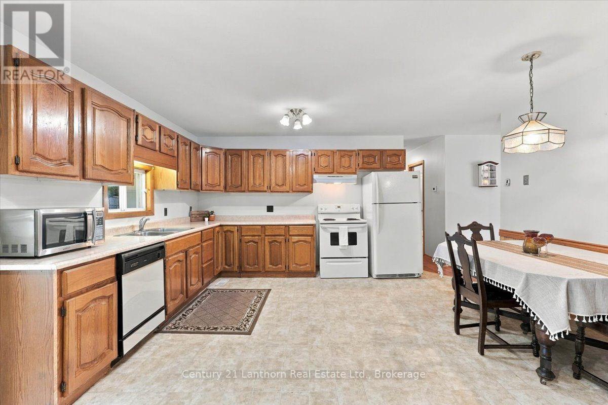 18 Dingman Street, Centre Hastings, Ontario  K0K 2K0 - Photo 5 - X13773746