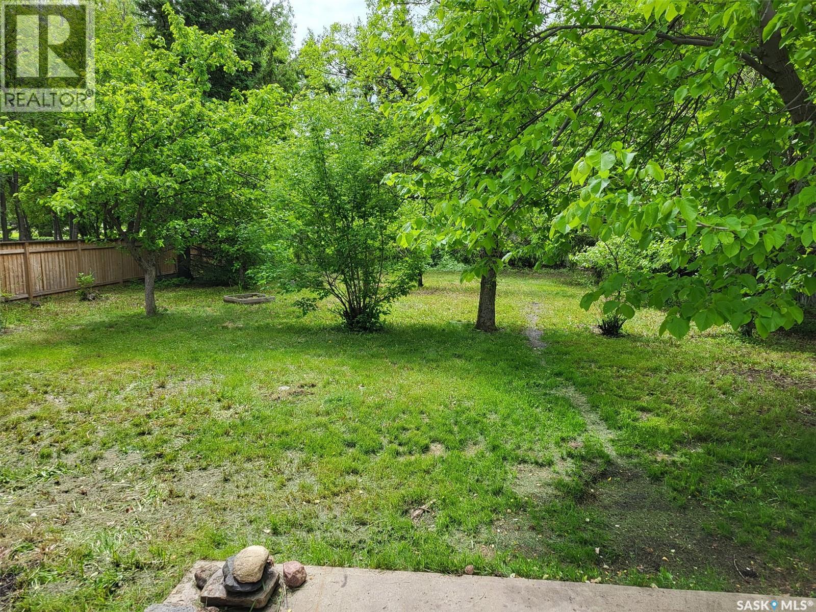 411 Caskey DRIVE photo 3