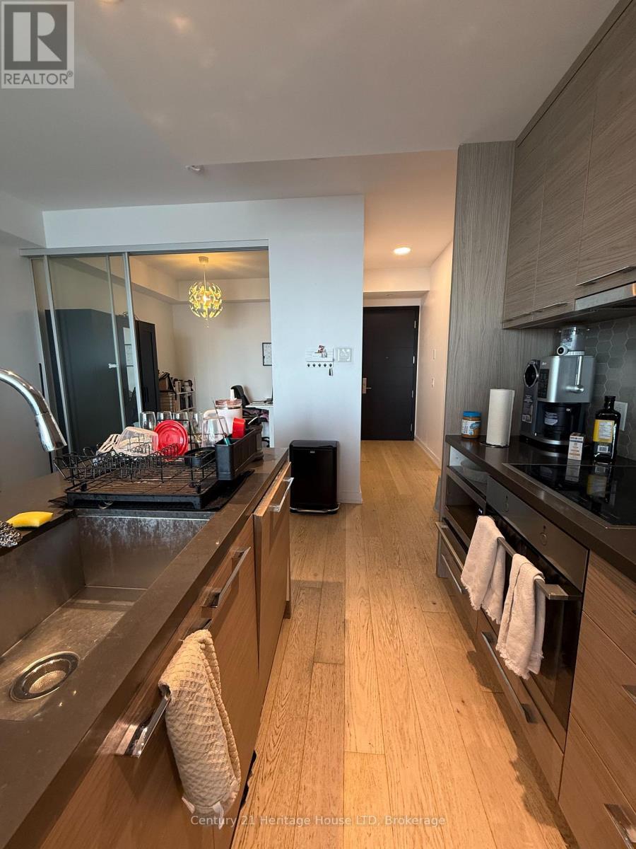 4403 - 488 University Avenue, Toronto, Ontario  M5G 0C1 - Photo 3 - C13773728