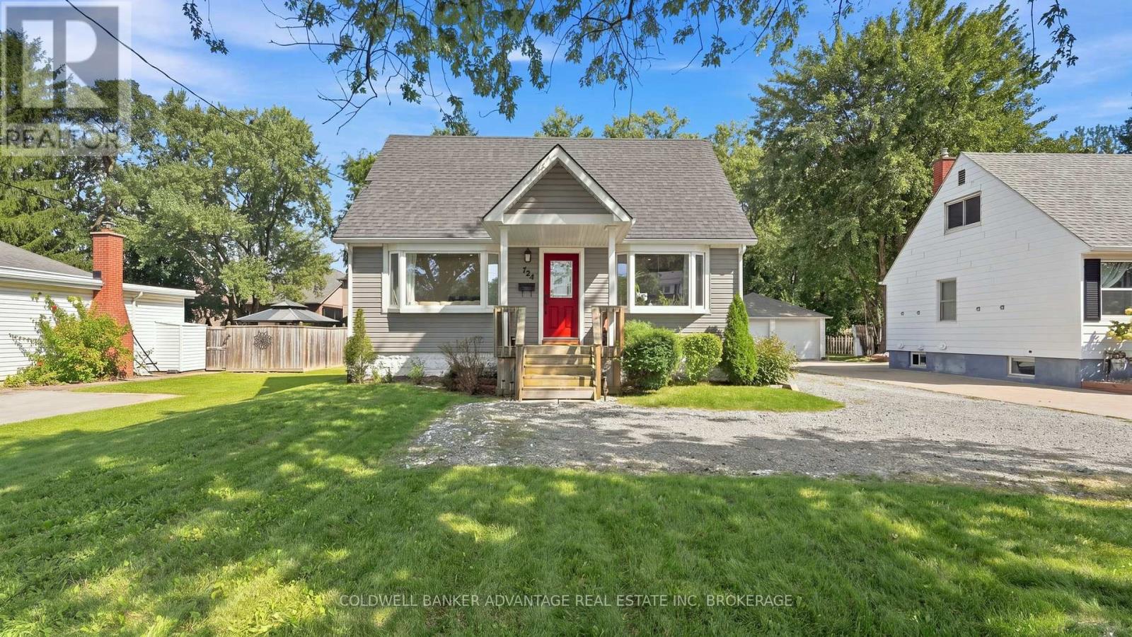 754 South Pelham Road, Welland, Ontario  L3C 3C8 - Photo 2 - X13773616