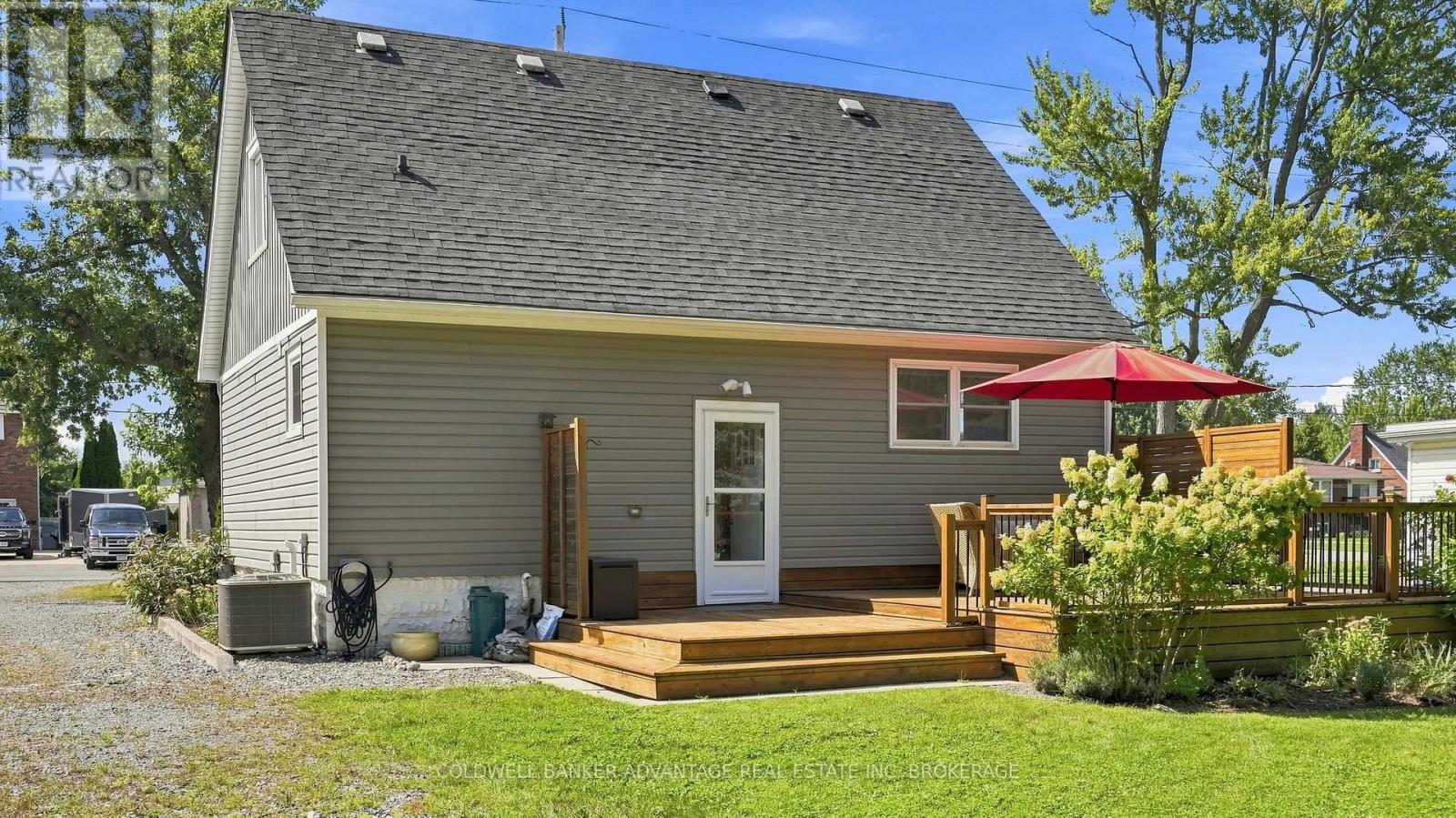 754 South Pelham Road, Welland, Ontario  L3C 3C8 - Photo 8 - X13773616