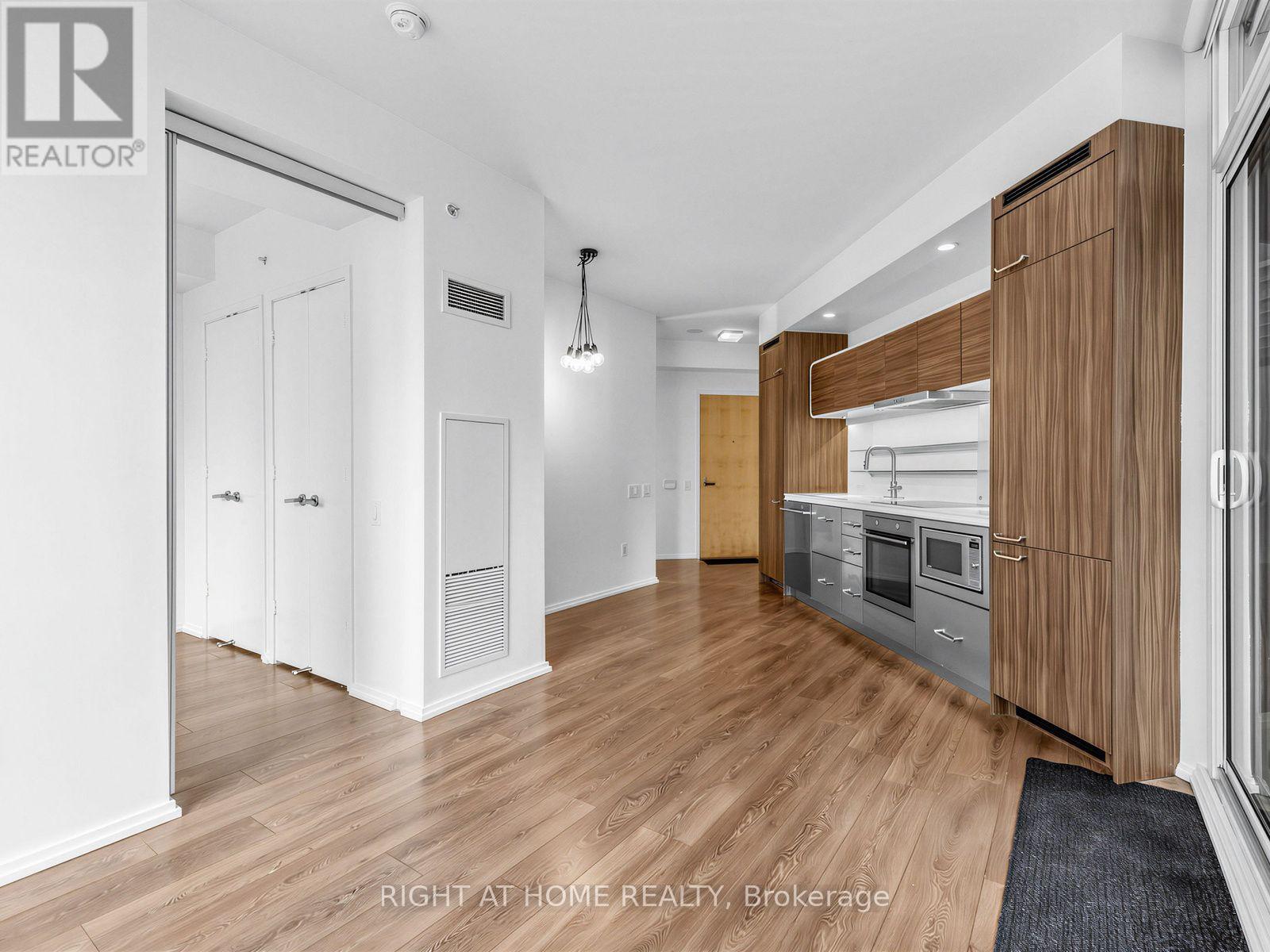 2006 - 45 Charles Street E, Toronto, Ontario  M4Y 0B8 - Photo 16 - C13764266