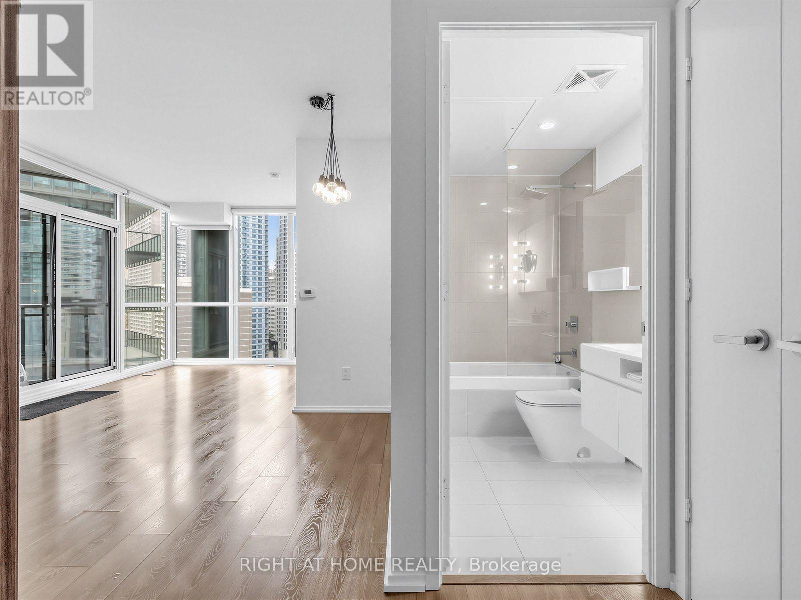 2006 - 45 Charles Street E, Toronto, Ontario  M4Y 0B8 - Photo 27 - C13764266