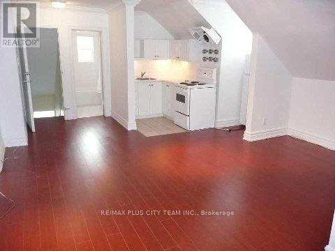 3 - 1745 BATHURST STREET