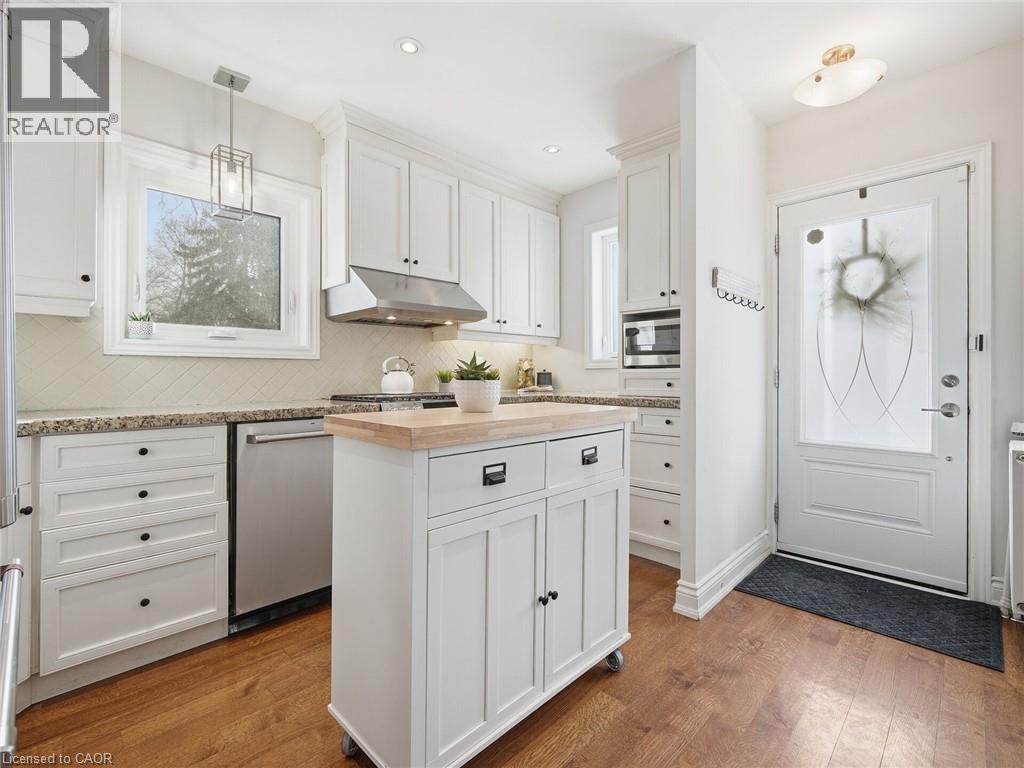 205 Prince Edward Drive S, Toronto, Ontario  M8Y 3X1 - Photo 4 - 40862676