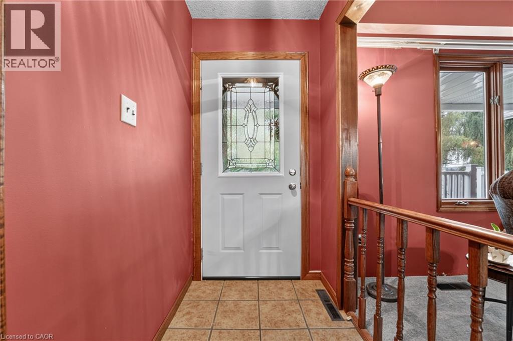 3294 South Grimsby Road 7, West Lincoln, Ontario  L0R 2A0 - Photo 8 - 40859906