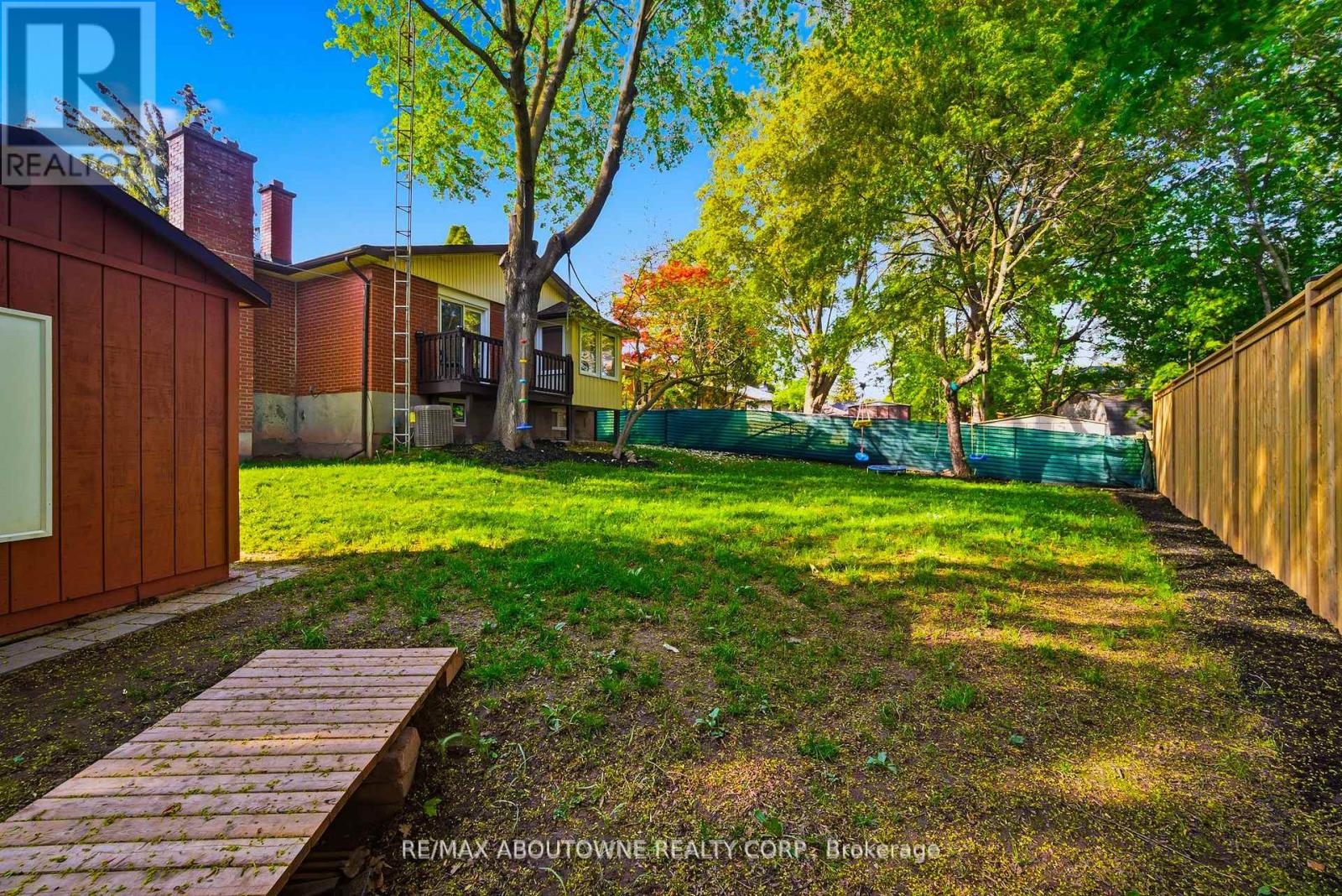 2066 Rebecca Street, Oakville, Ontario  L6L 2A2 - Photo 40 - W13773634