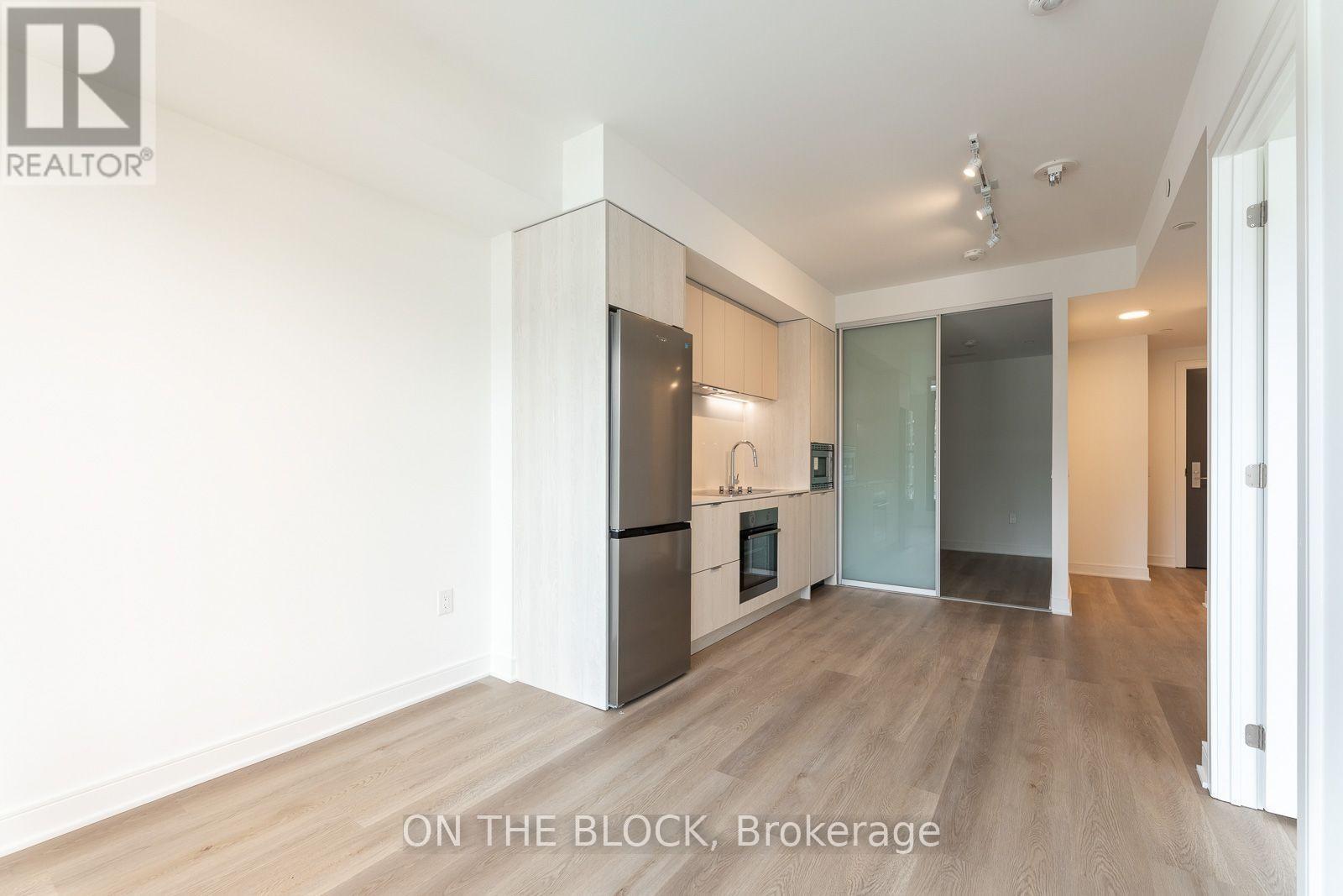 807 - 86 Dundas Street E, Mississauga, Ontario  L5A 1W4 - Photo 7 - W13773672