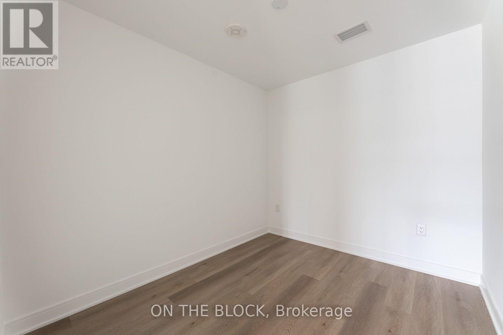 807 - 86 Dundas Street E, Mississauga, Ontario  L5A 1W4 - Photo 9 - W13773672