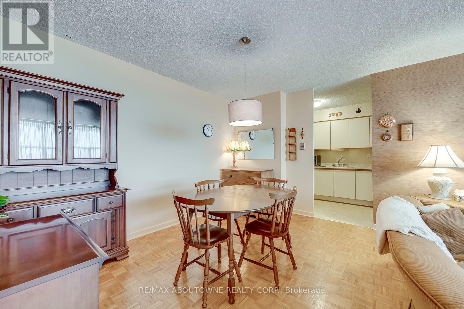 906 - 212 Kerr Street, Oakville, Ontario  L6K 3B1 - Photo 24 - W13773690