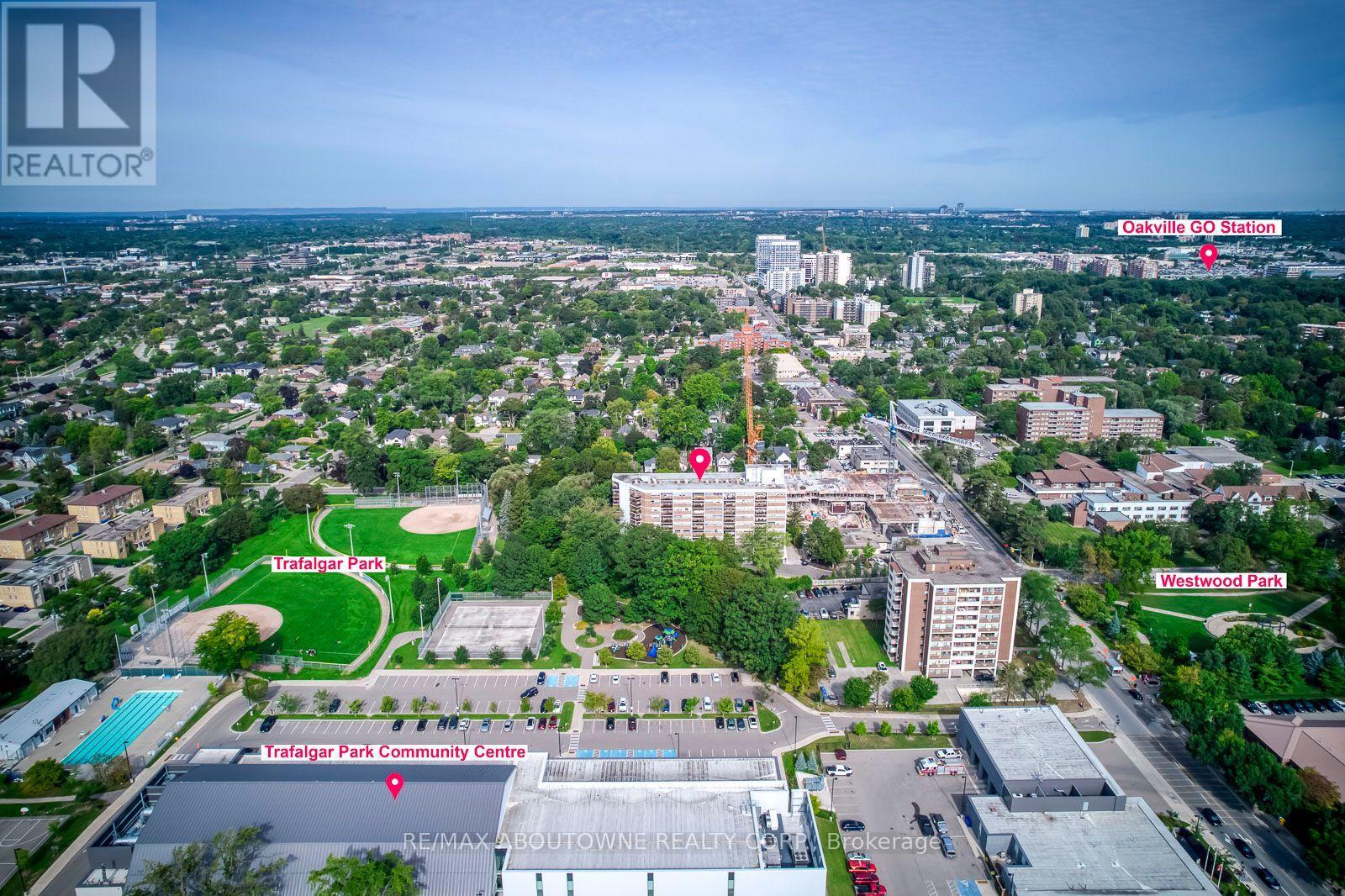 906 - 212 Kerr Street, Oakville, Ontario  L6K 3B1 - Photo 4 - W13773690